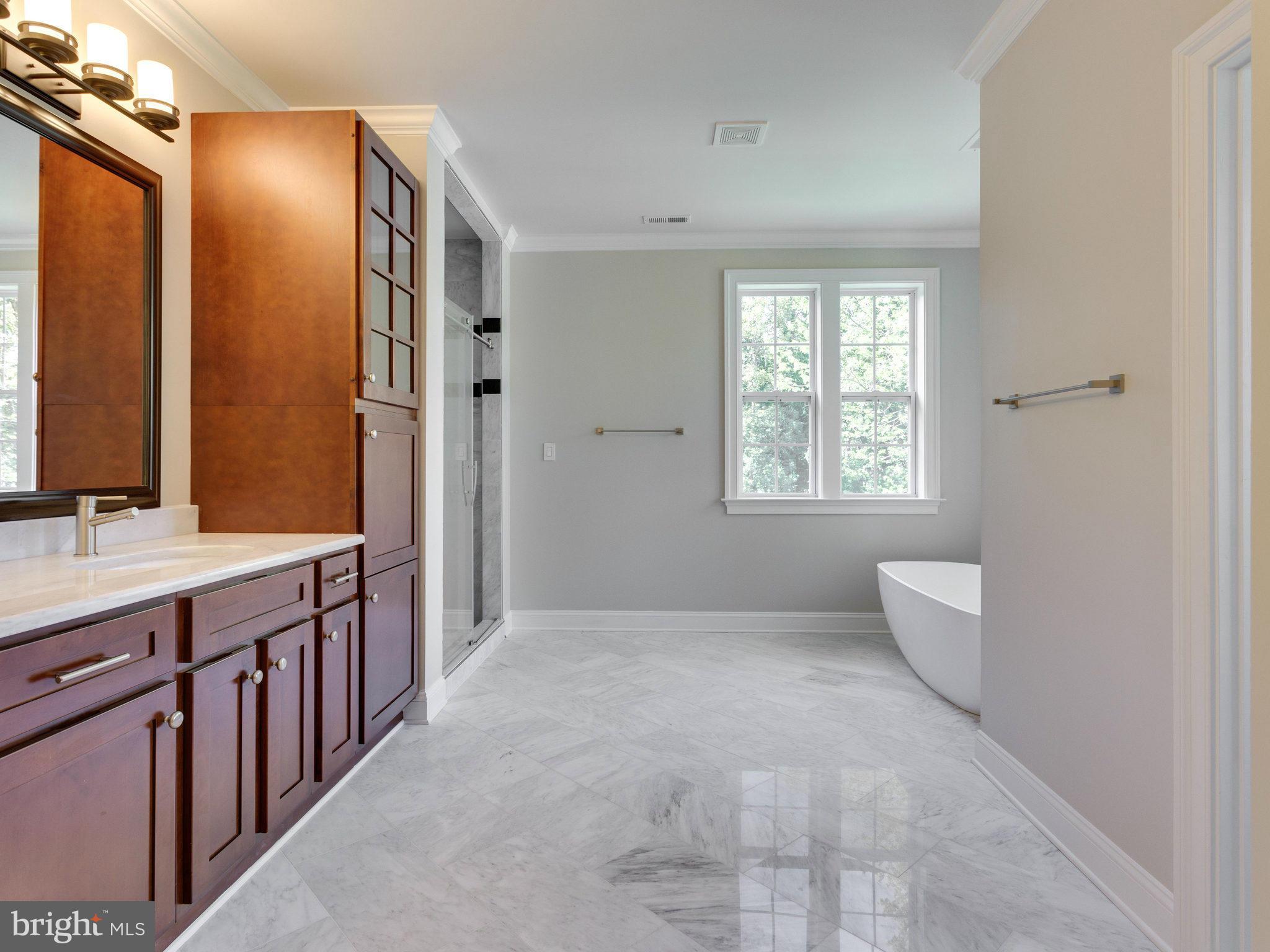 OAKTON - Residential