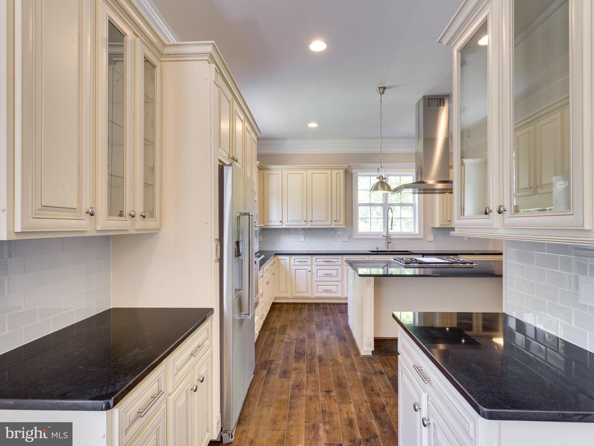 OAKTON - Residential