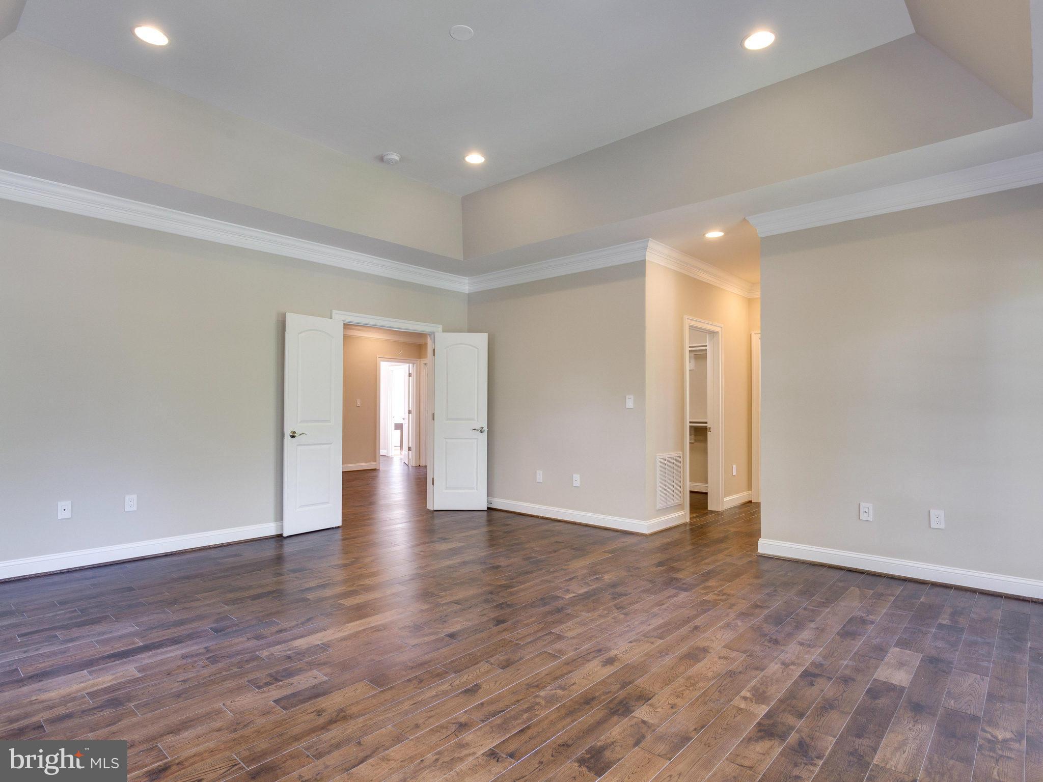 OAKTON - Residential