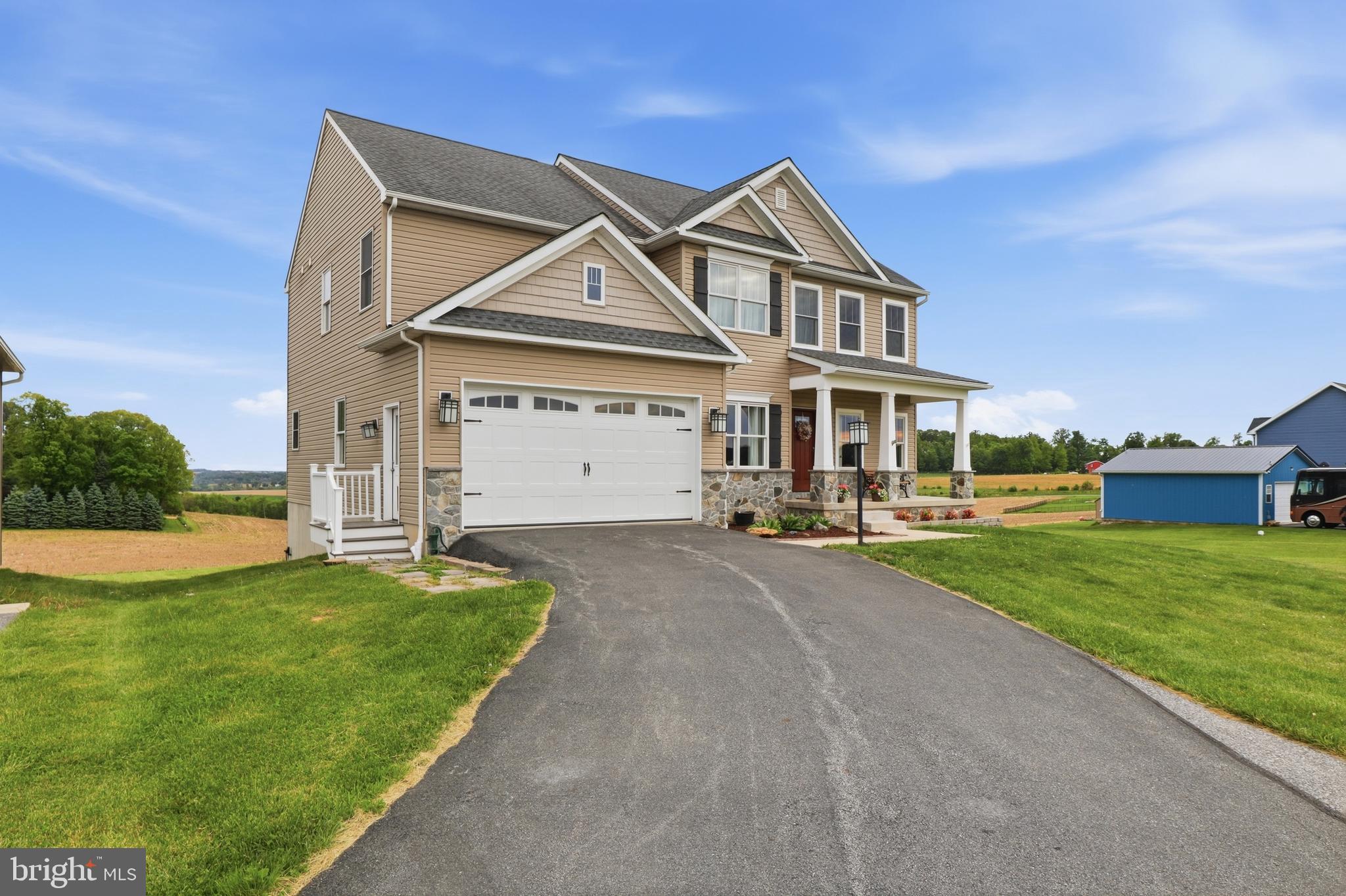 HICKORY RIDGE - Residential