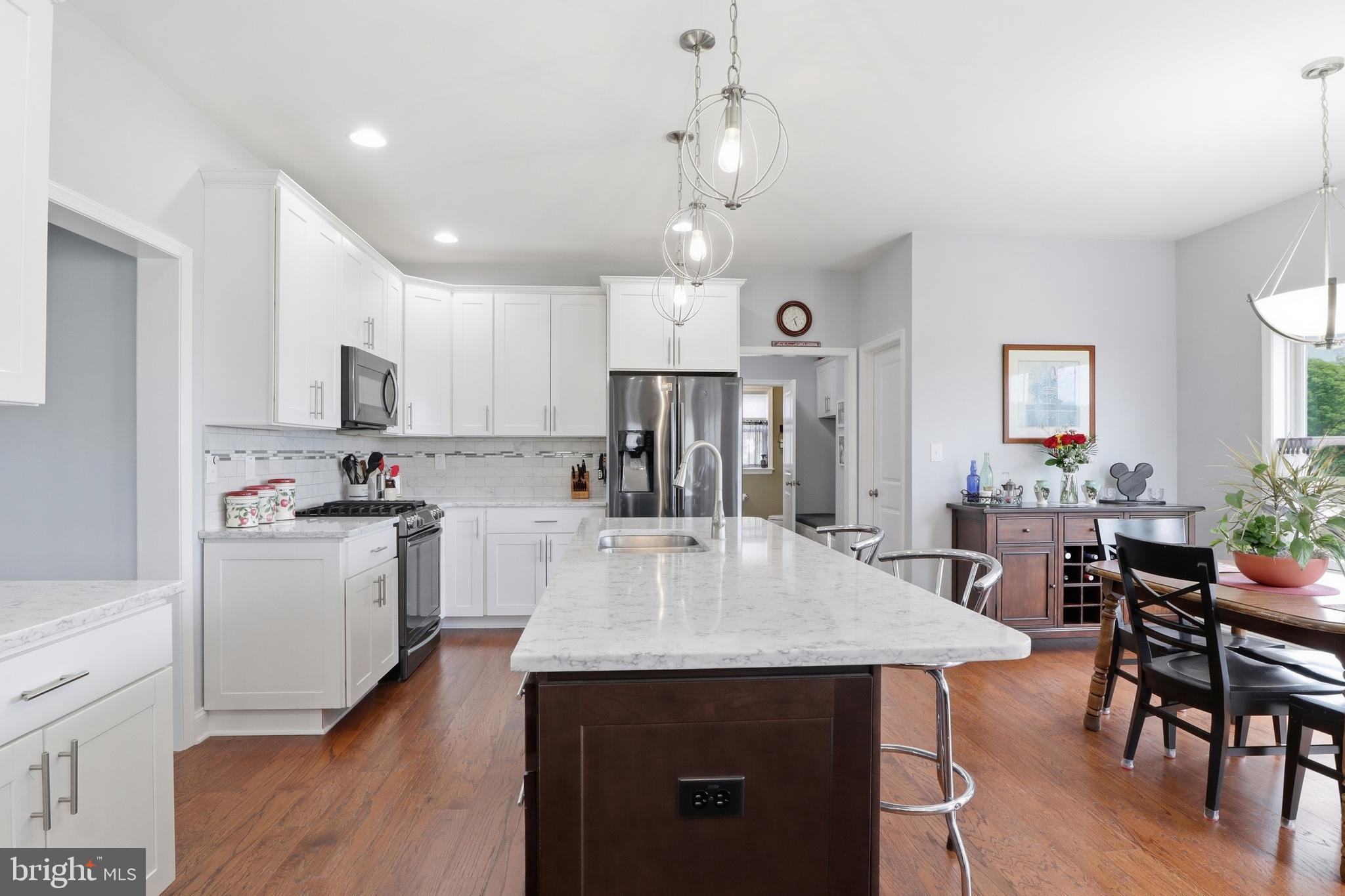 HICKORY RIDGE - Residential