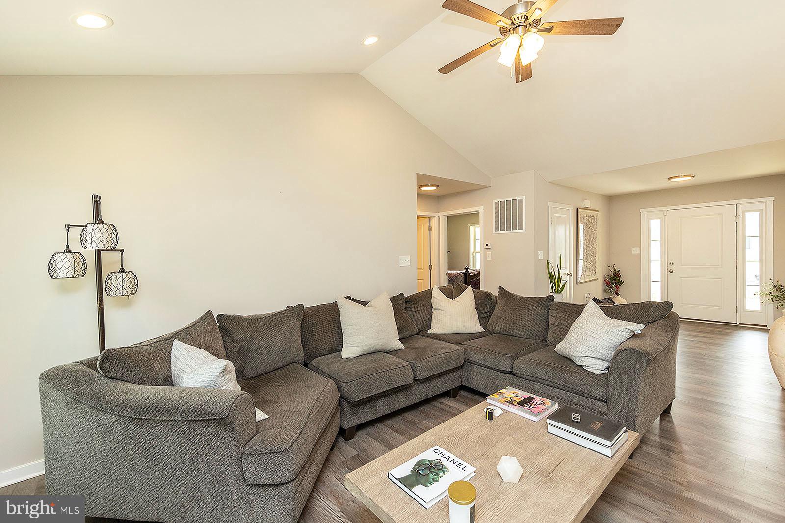 HERITAGE HILLS - Residential