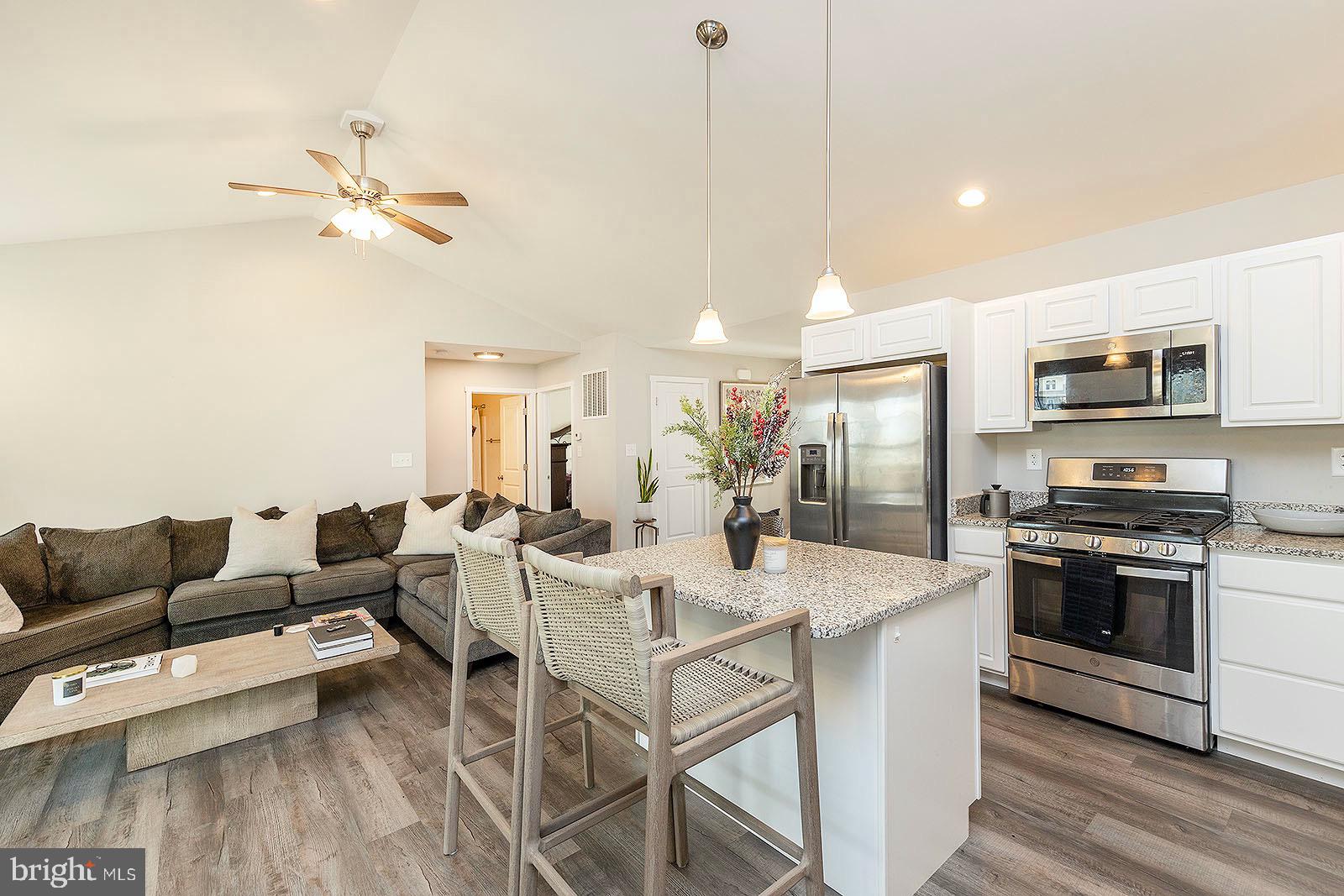 HERITAGE HILLS - Residential