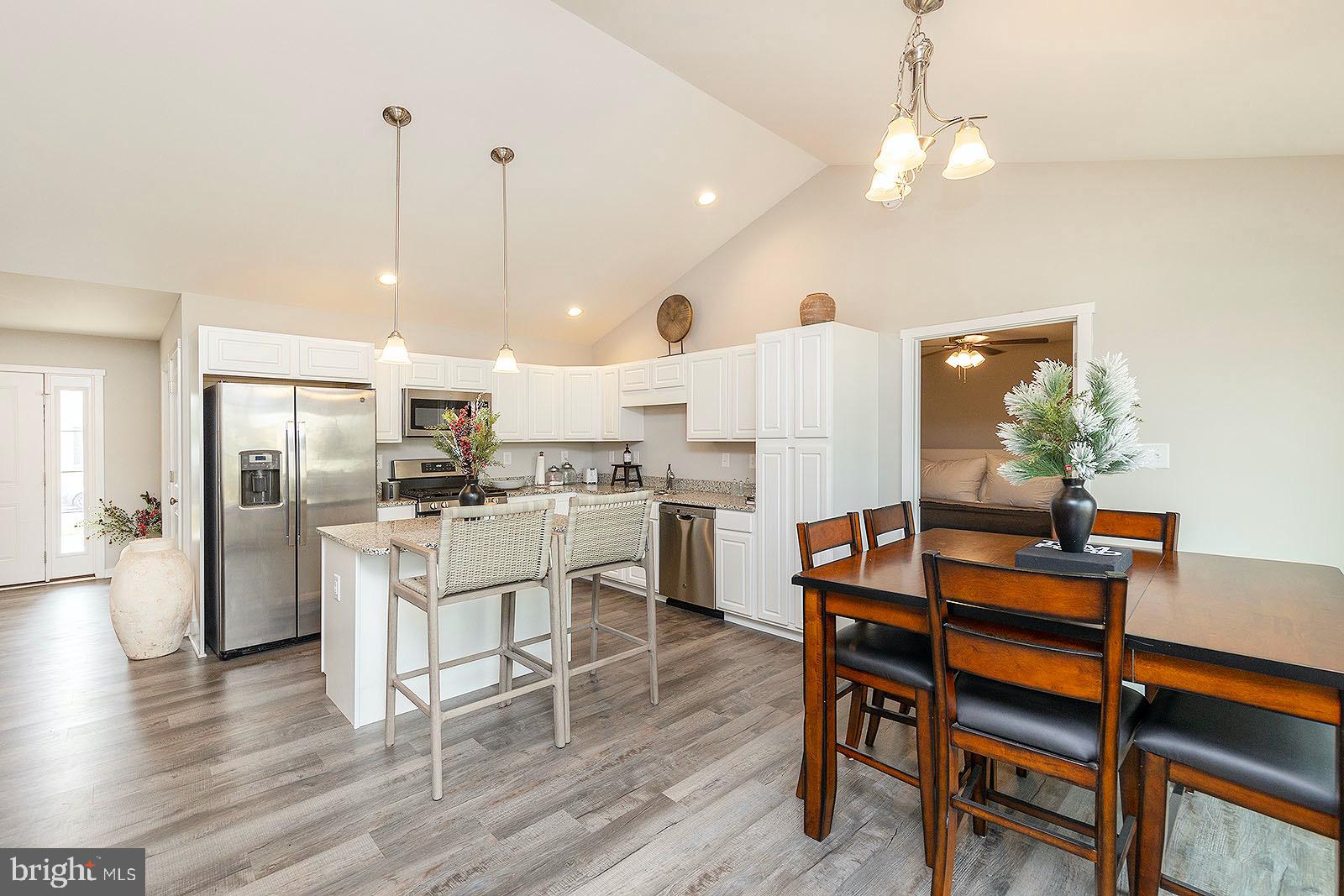 HERITAGE HILLS - Residential