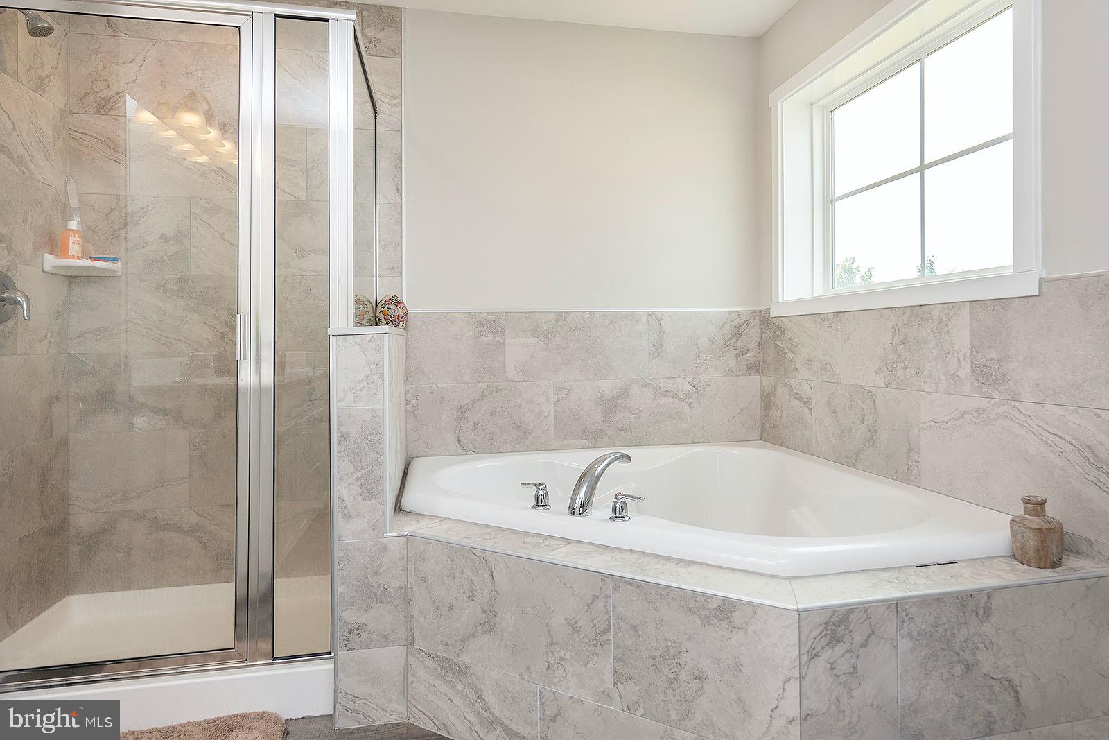 HERITAGE HILLS - Residential