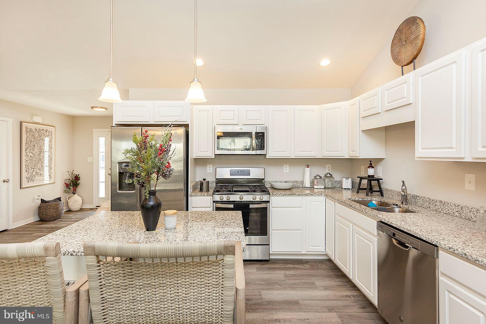 HERITAGE HILLS - Residential