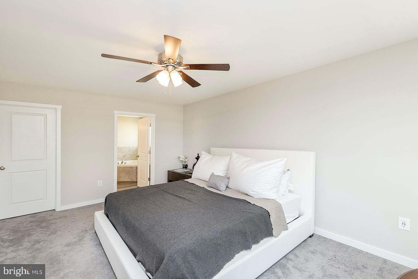 HERITAGE HILLS - Residential