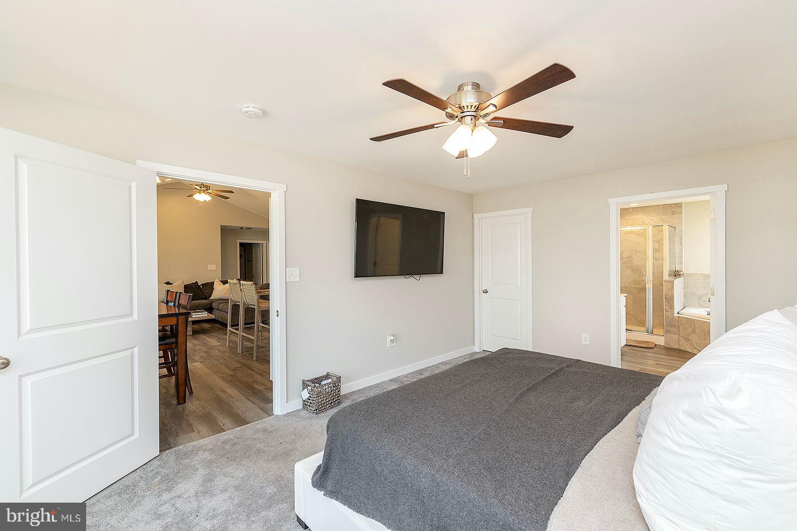 HERITAGE HILLS - Residential