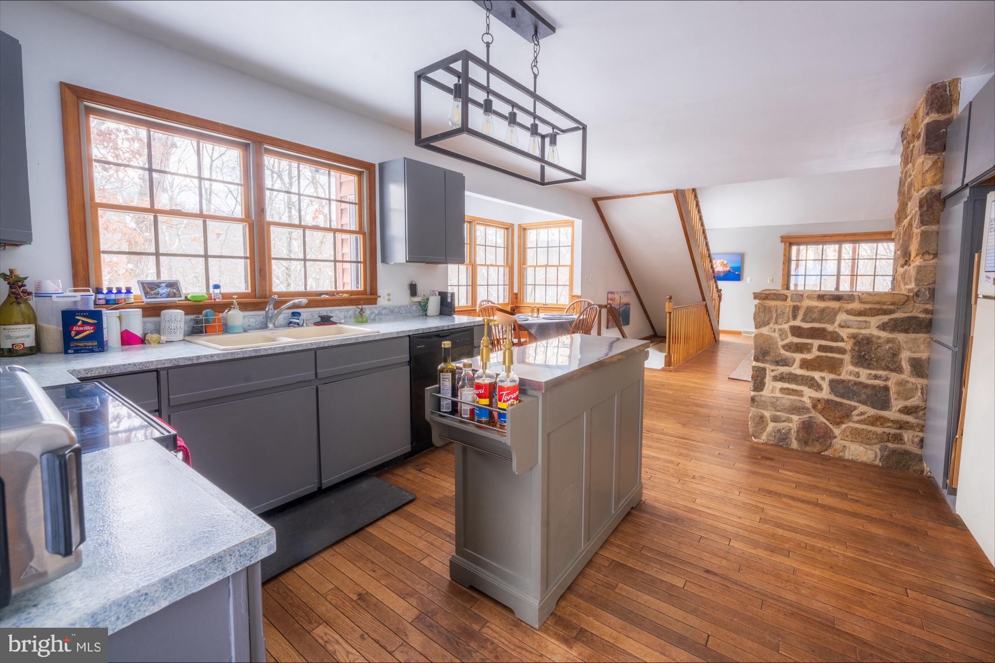 COOLFONT MOUNTAINSIDE - Residential