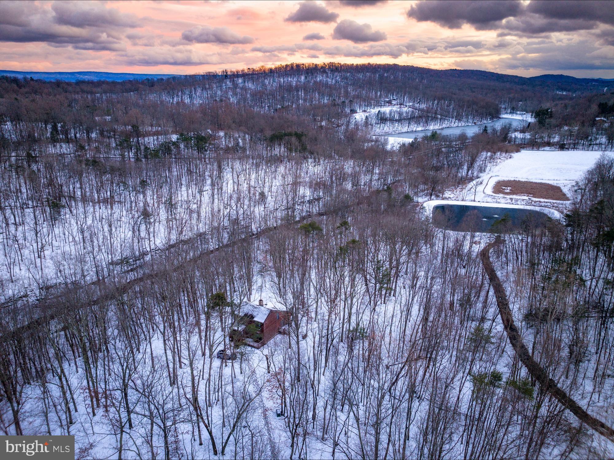 COOLFONT MOUNTAINSIDE - Residential