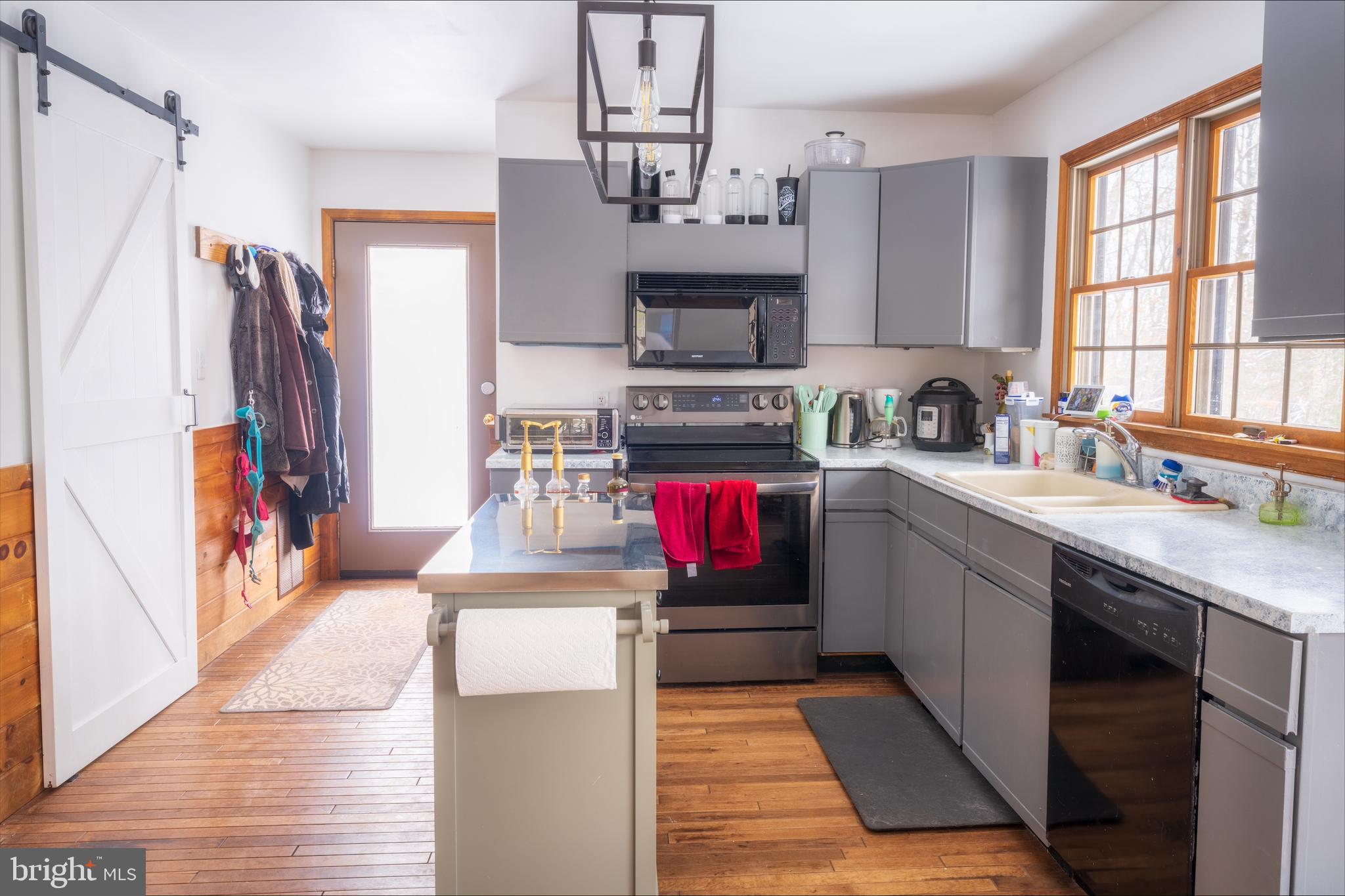 COOLFONT MOUNTAINSIDE - Residential