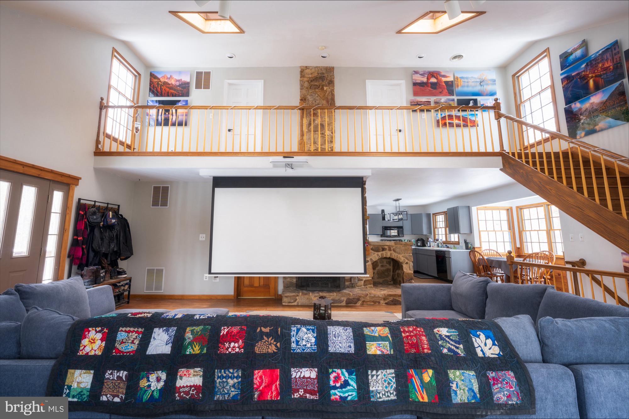 COOLFONT MOUNTAINSIDE - Residential