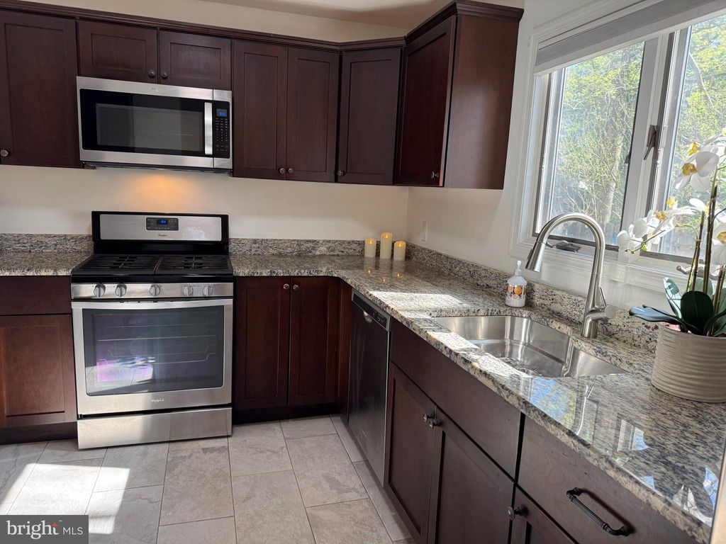 Photo of 3 Cambridge Drive, EWING, NJ 08628 (MLS # NJME2076026)