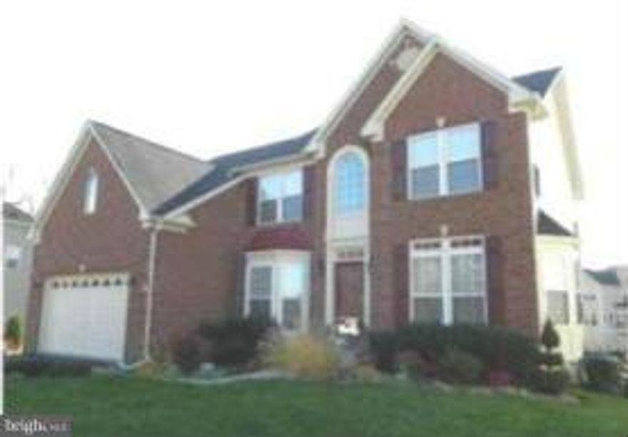 Awesome colonial with 3 finished levels loaded with upgrades, sunroom off of kitchen, additional cab. Great location off of 228 and Middletown Rd.