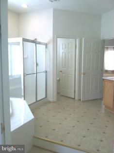 CHARLES CROSSING - Residential Lease