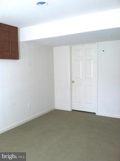 CHARLES CROSSING - Residential Lease