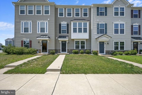 Townhouse For Sale - 343 S Parkway Drive<br/> MIDDLETOWN, DE 19709
