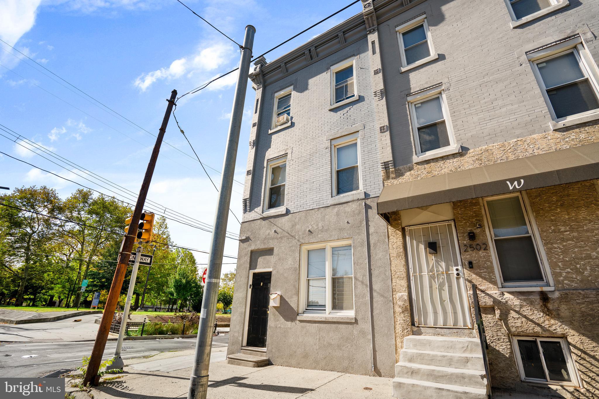 PHILADELPHIA (NORTHEAST) - Residential