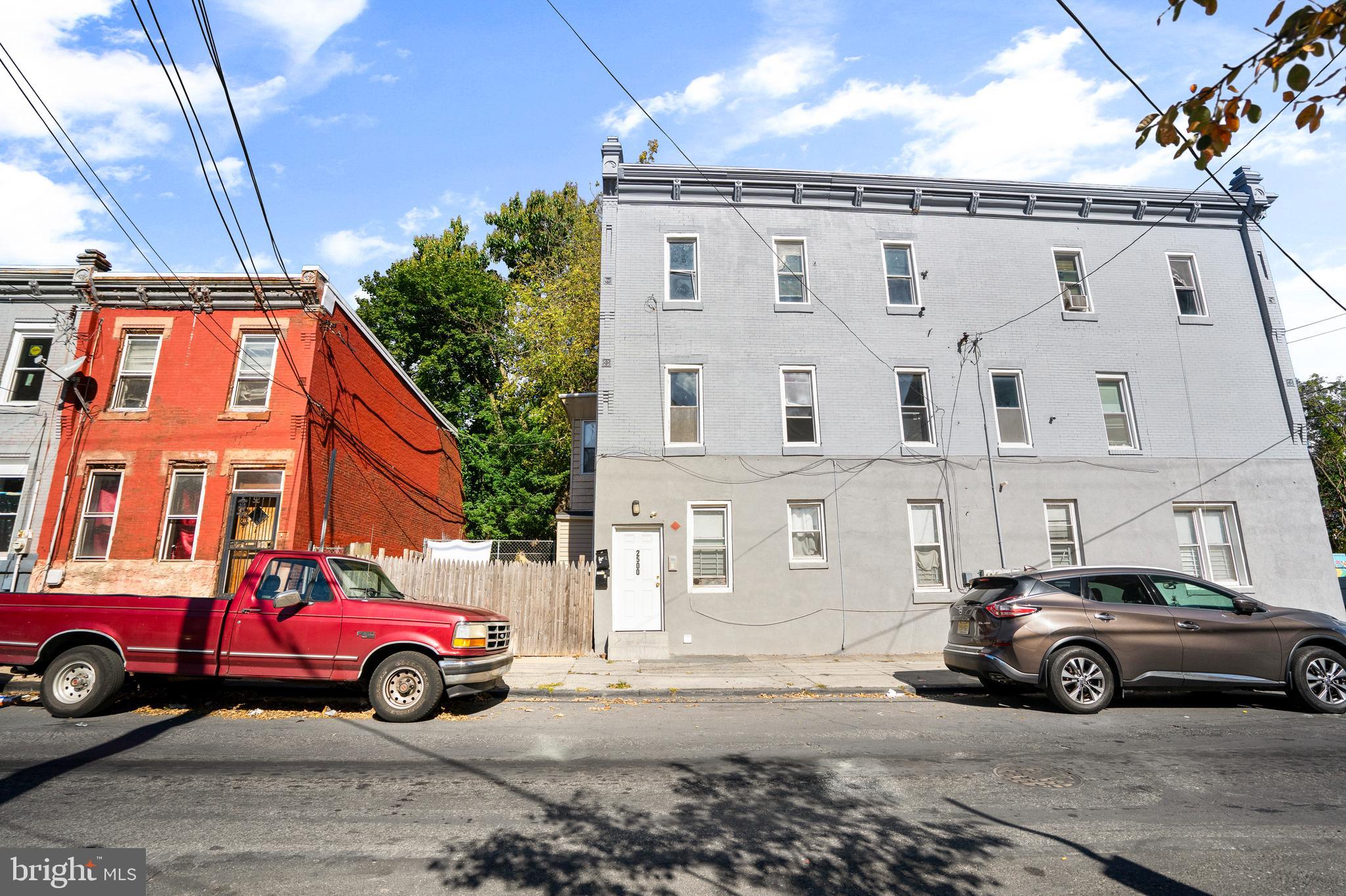 PHILADELPHIA (NORTHEAST) - Residential