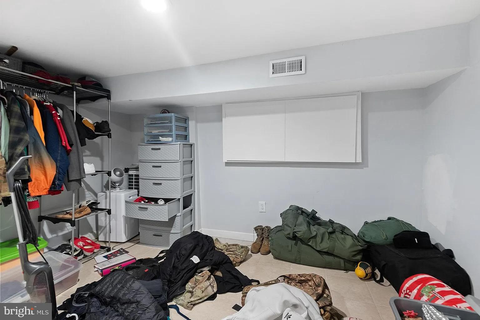 PHILADELPHIA (NORTHEAST) - Residential