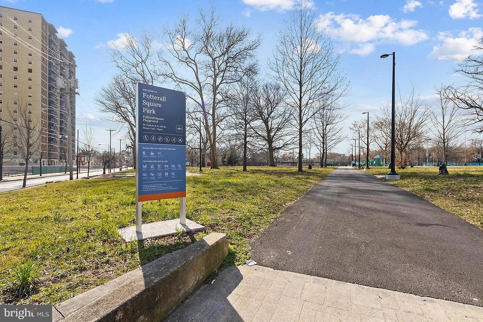 PHILADELPHIA (NORTHEAST) - Residential