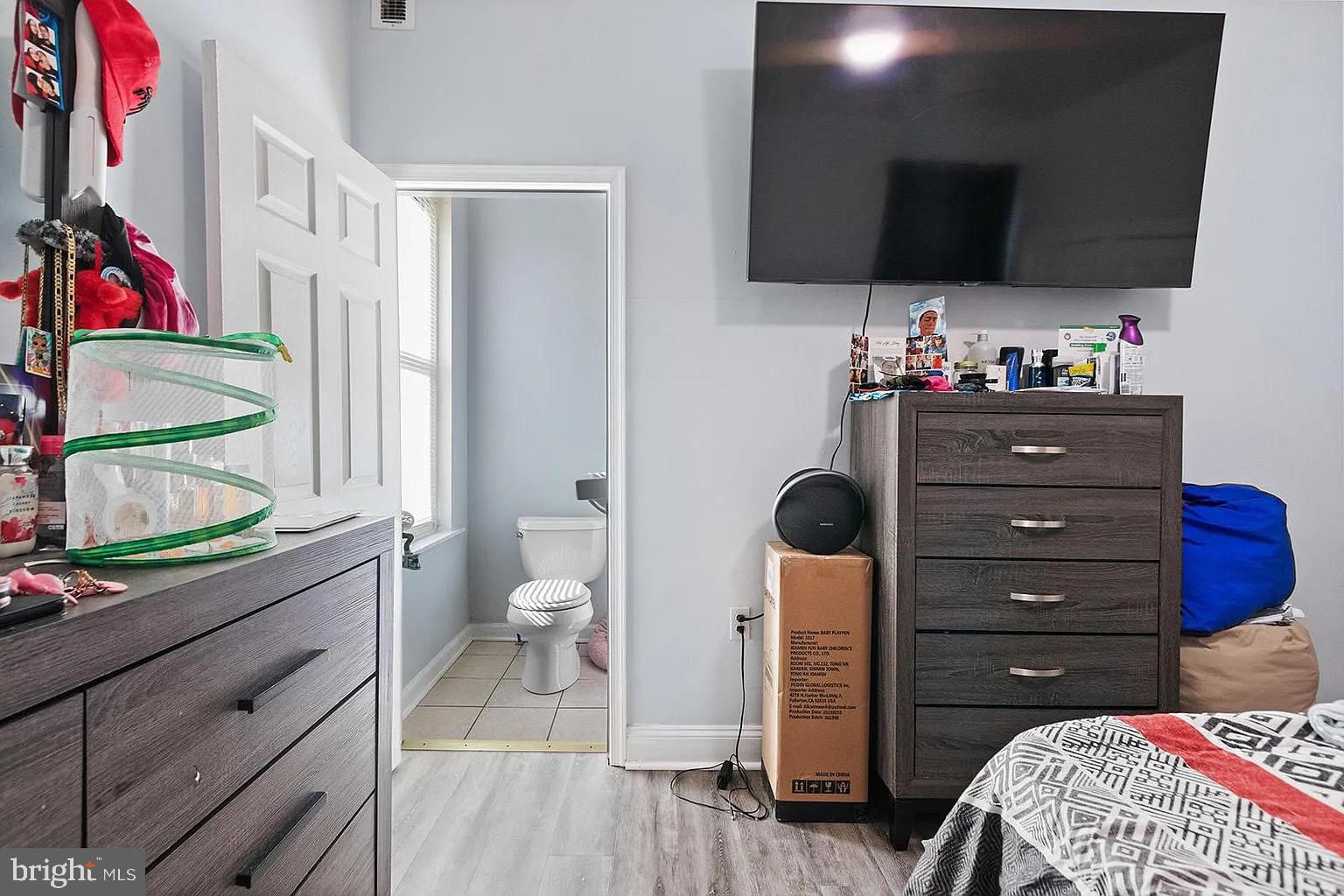 PHILADELPHIA (NORTHEAST) - Residential