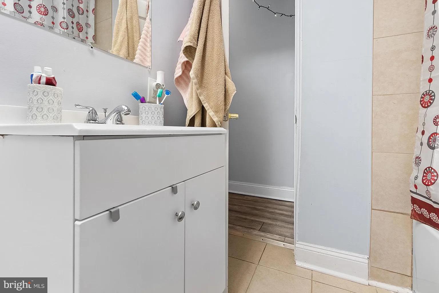 PHILADELPHIA (NORTHEAST) - Residential