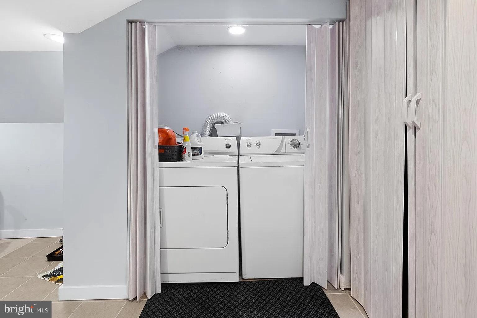 PHILADELPHIA (NORTHEAST) - Residential