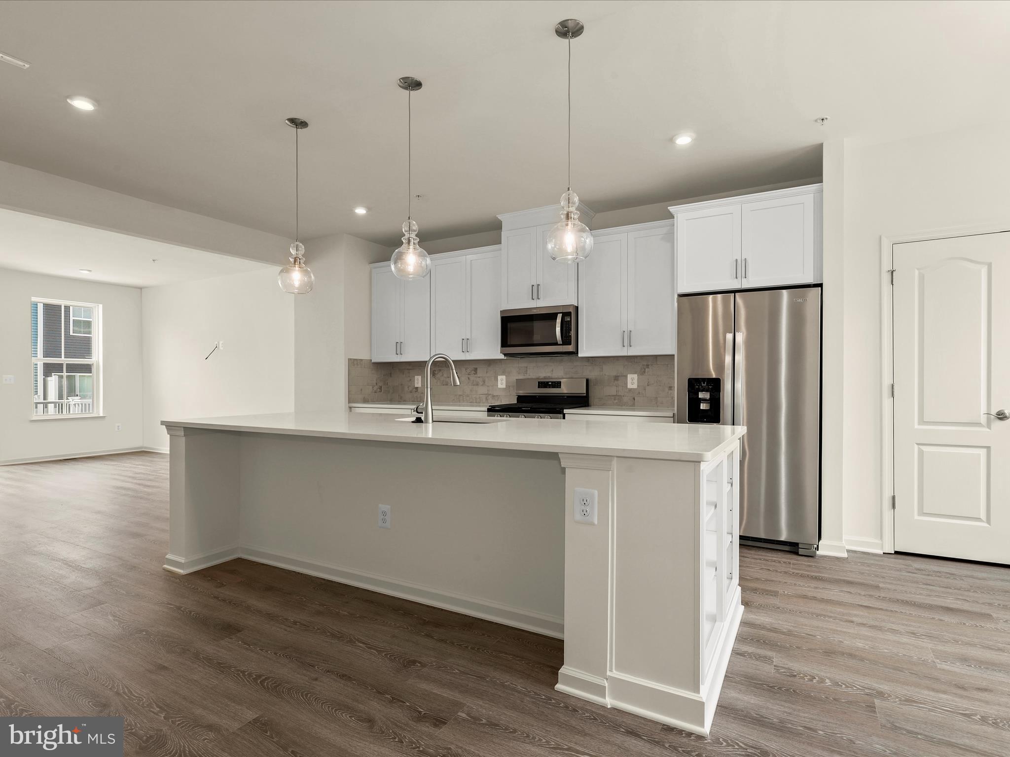 LONG GATE - Residential Lease