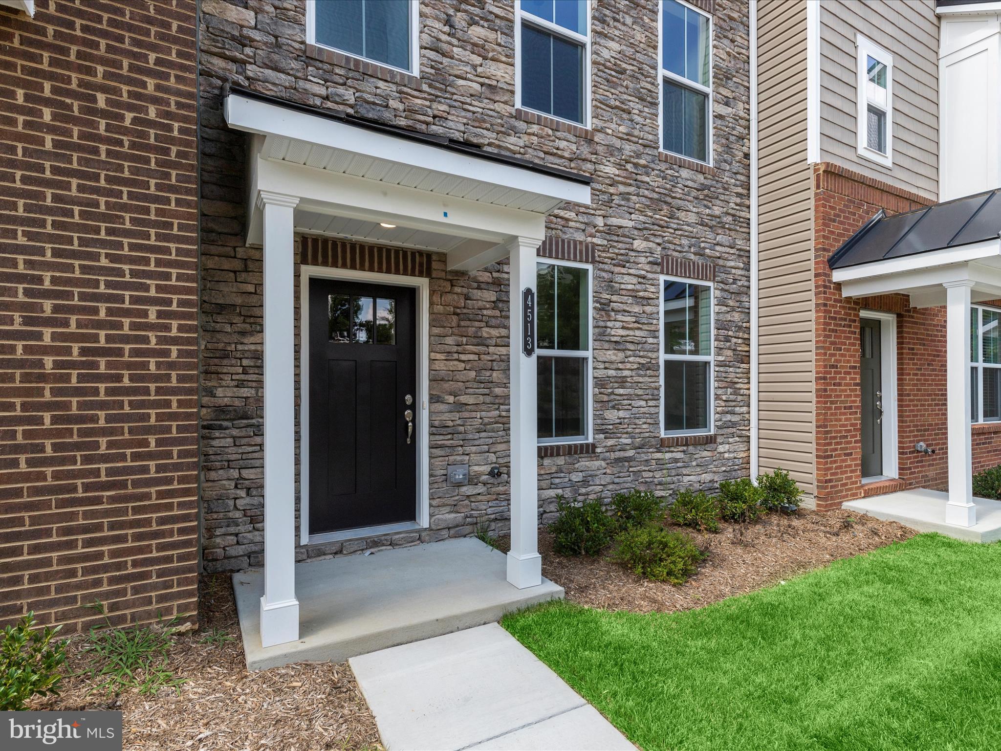 LONG GATE - Residential Lease