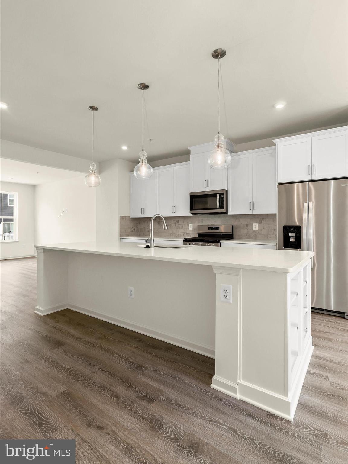 LONG GATE - Residential Lease