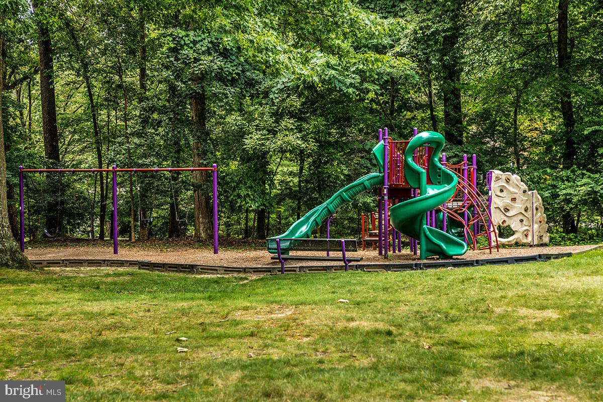 NEW MARK COMMONS - Residential