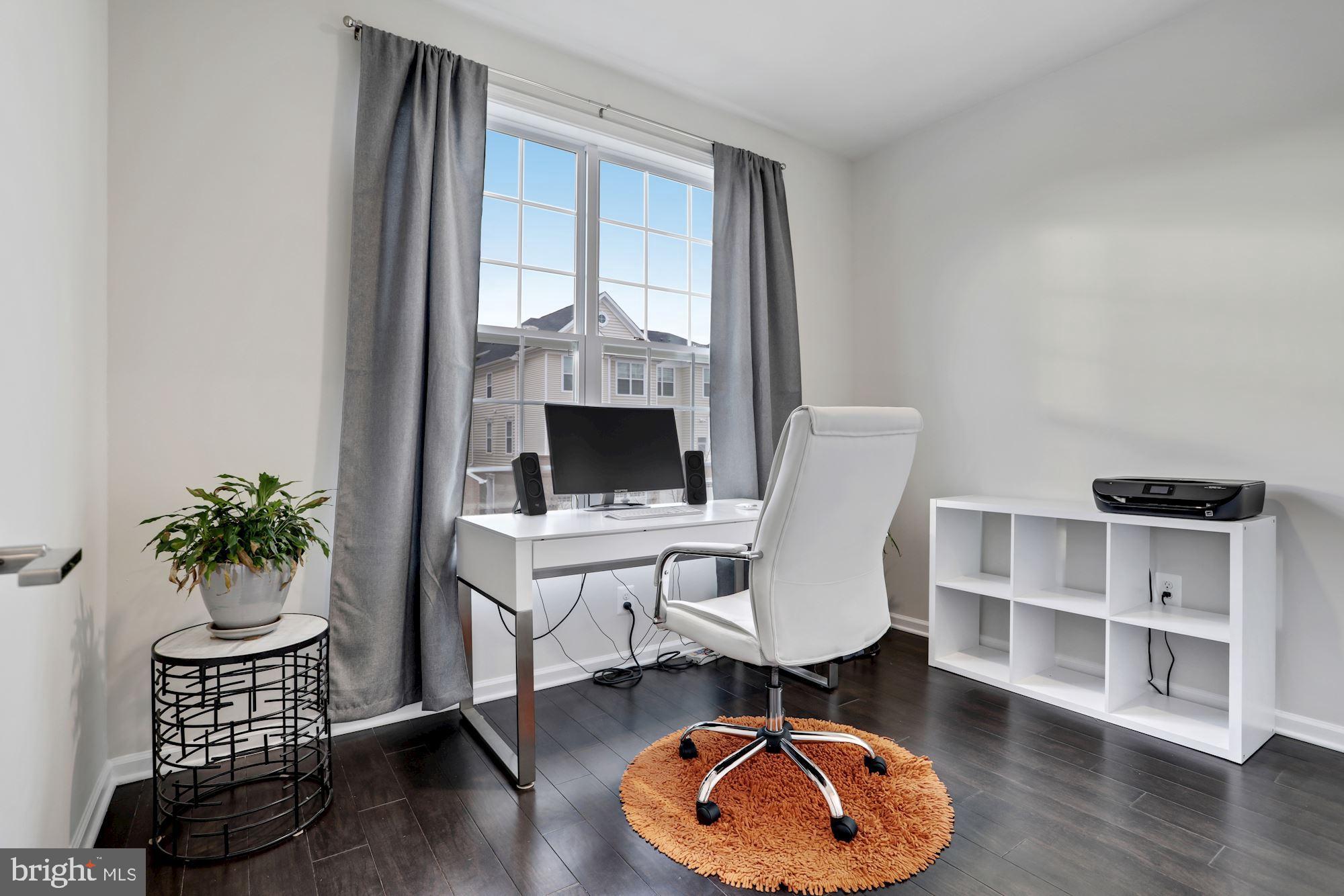 RIDGES AT LOUDOUN VALLEY - Residential