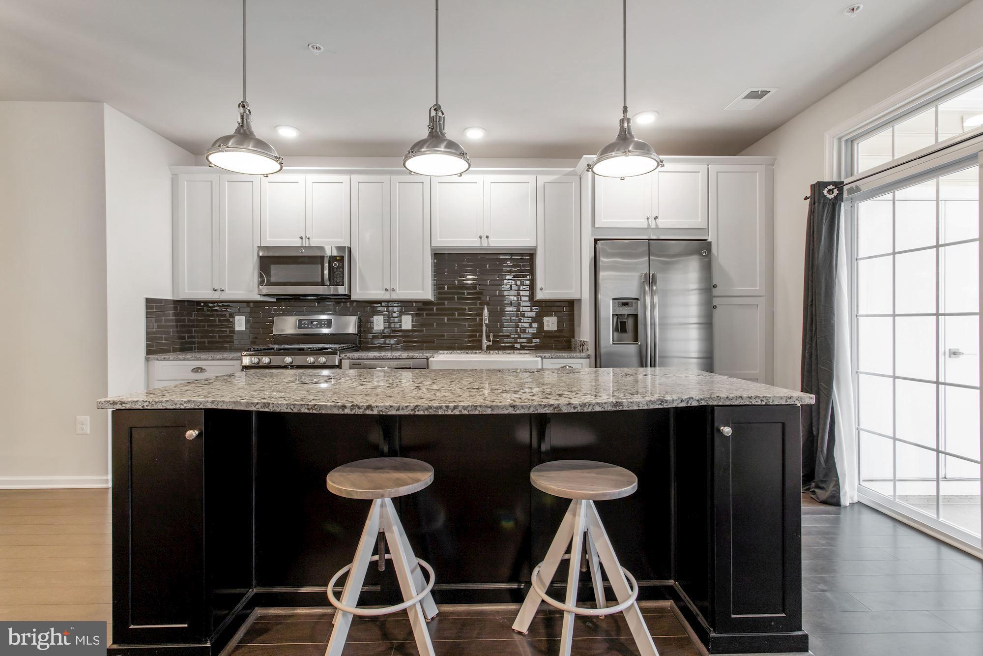 RIDGES AT LOUDOUN VALLEY - Residential