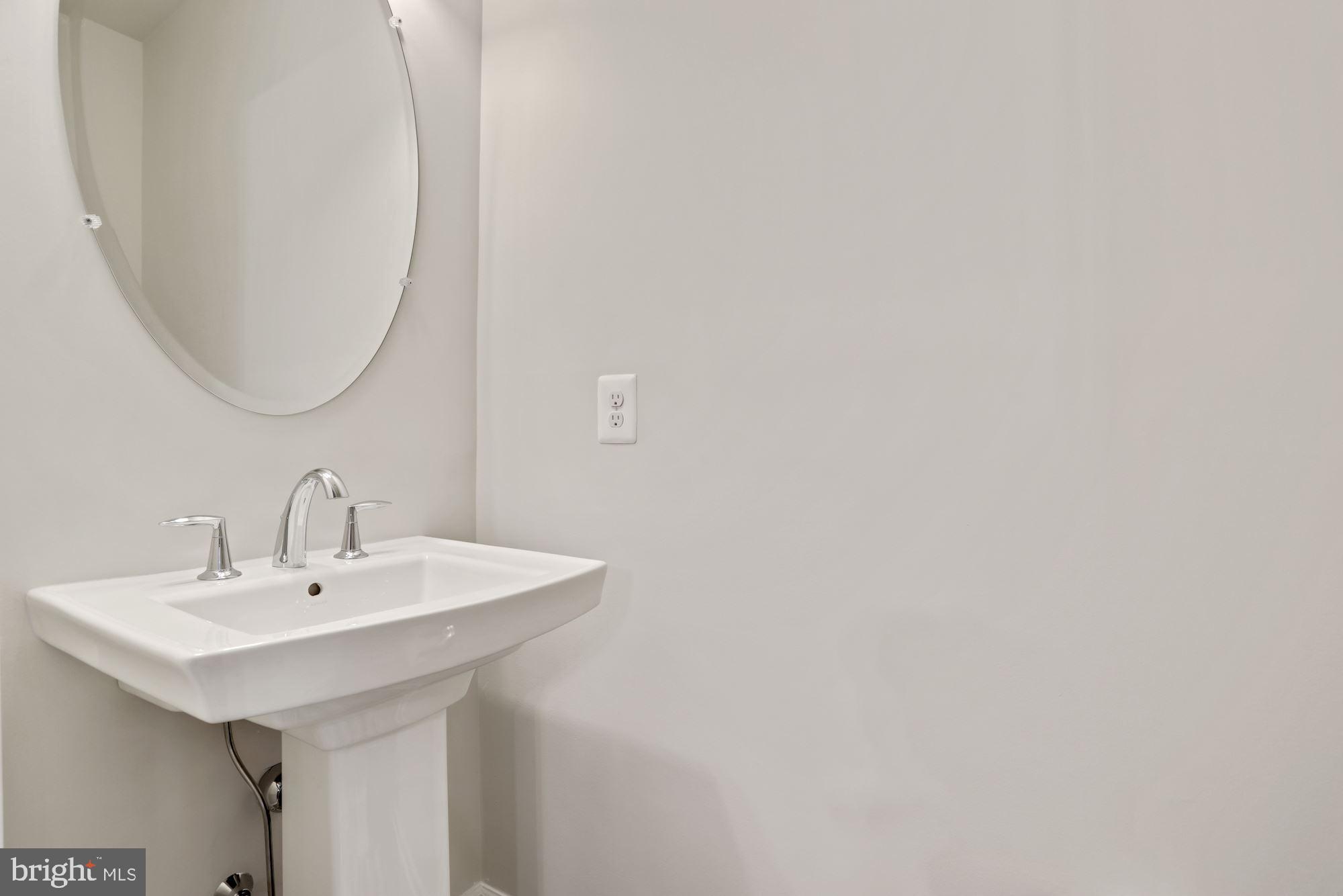 RIDGES AT LOUDOUN VALLEY - Residential