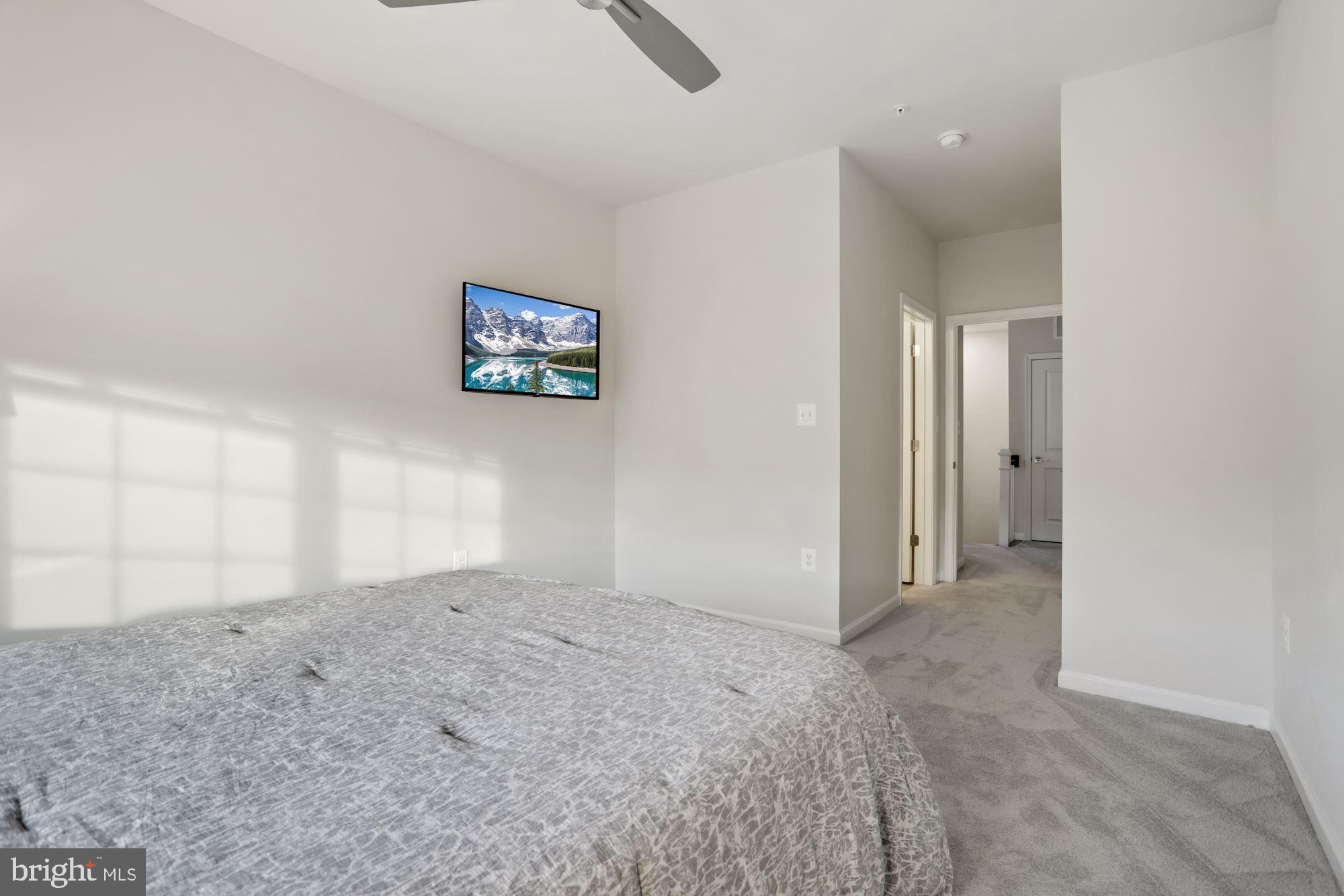 RIDGES AT LOUDOUN VALLEY - Residential