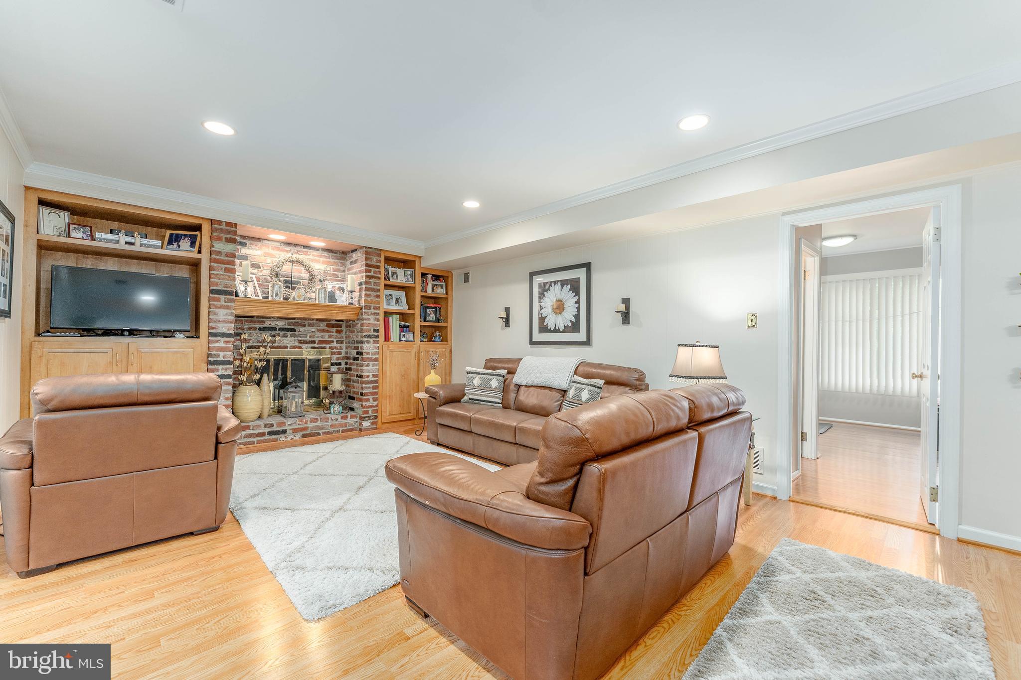 MERION GOLF MANOR - Residential