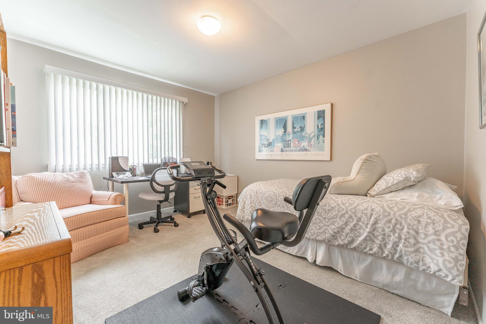 MERION GOLF MANOR - Residential