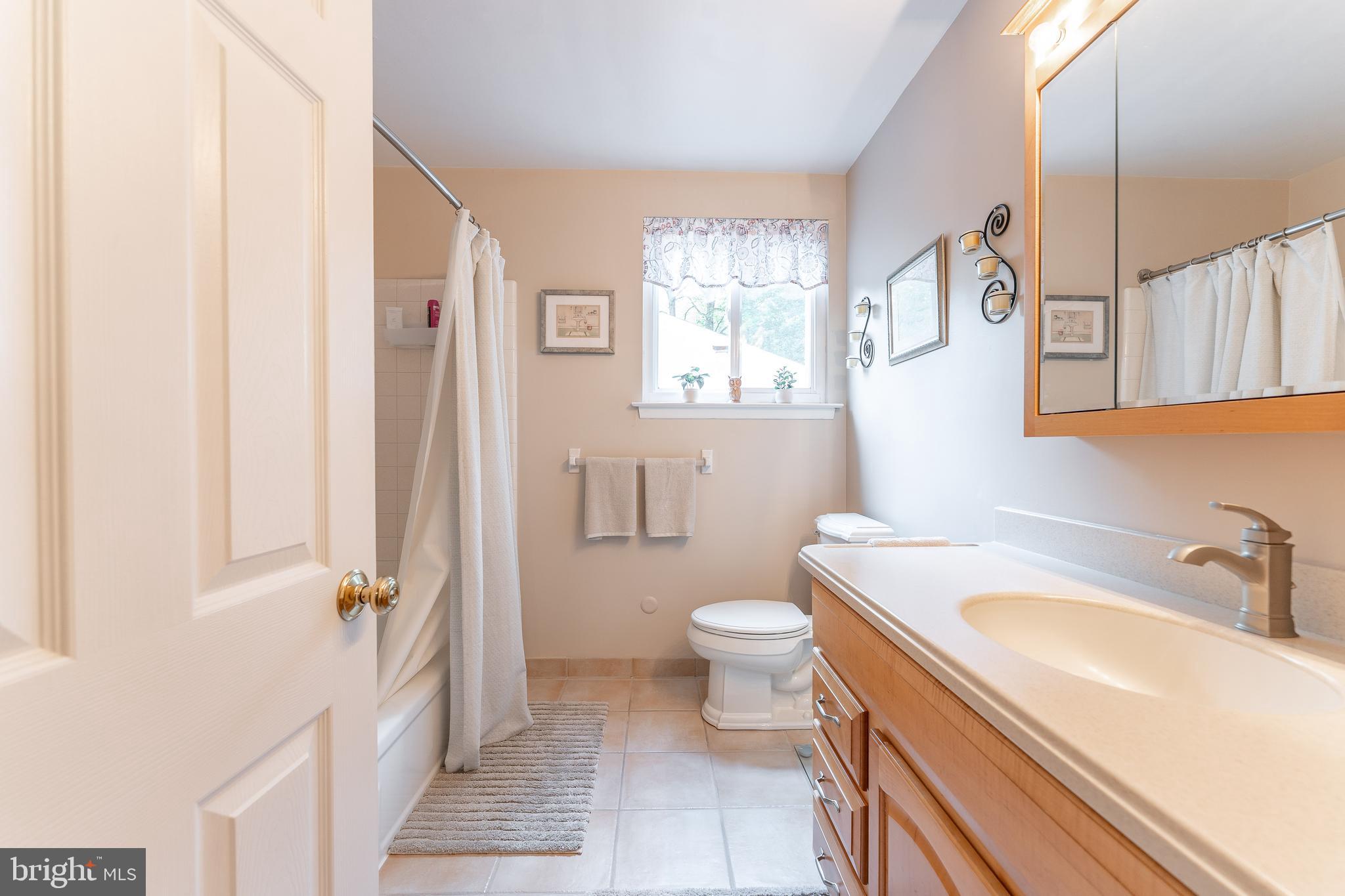 MERION GOLF MANOR - Residential