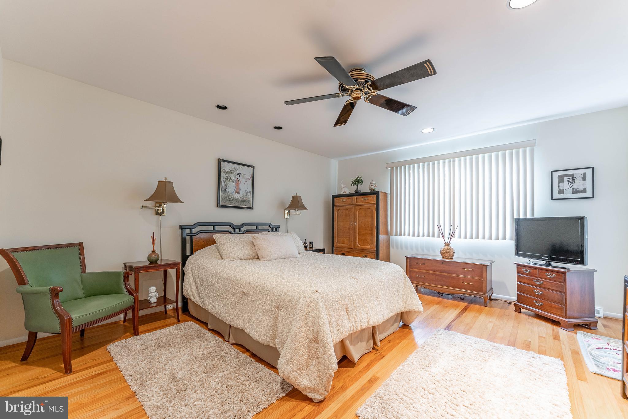 MERION GOLF MANOR - Residential