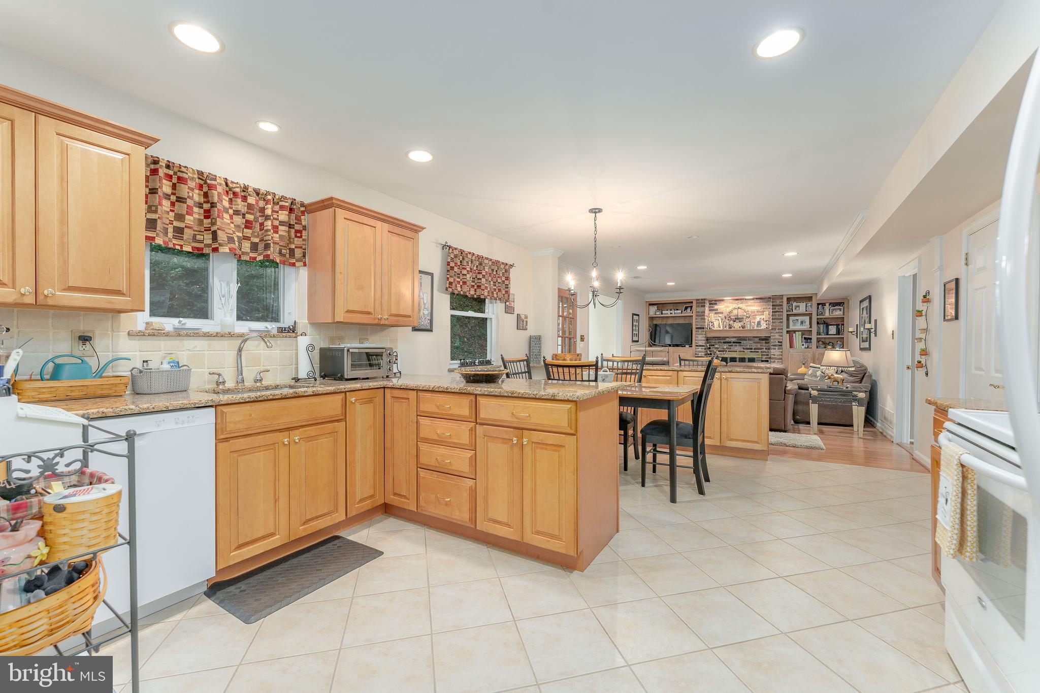 MERION GOLF MANOR - Residential