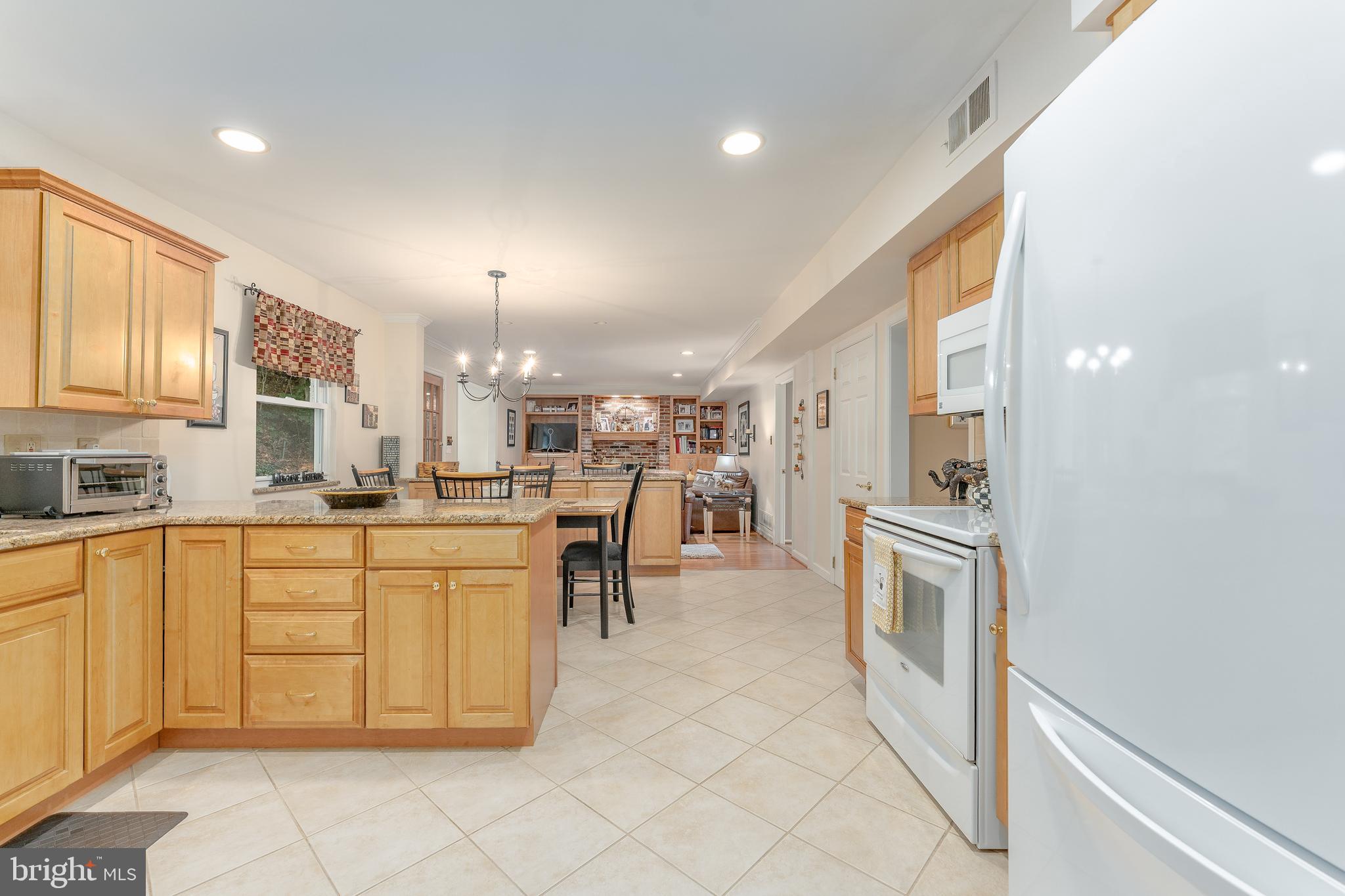 MERION GOLF MANOR - Residential