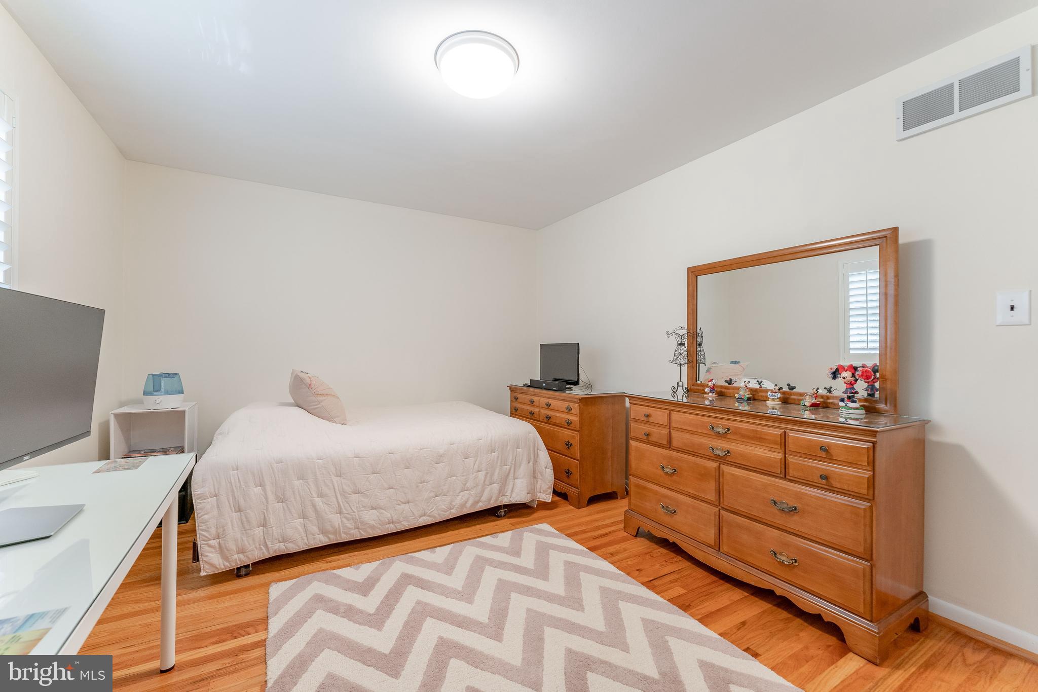 MERION GOLF MANOR - Residential