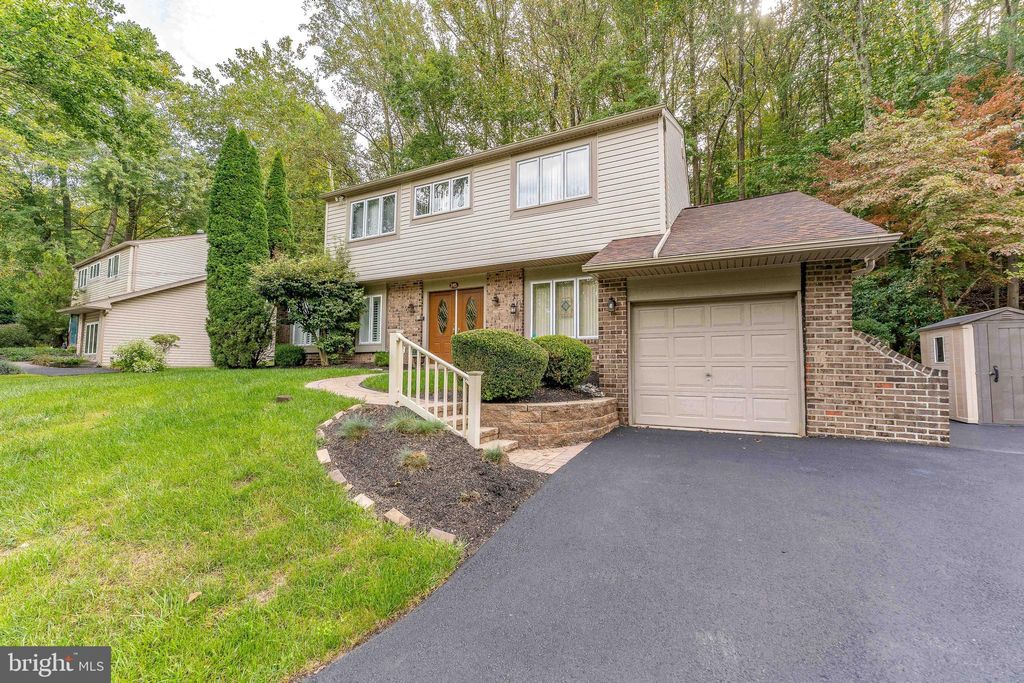 Photo of 345 Ellis Road, HAVERTOWN, PA 19083 (MLS # PADE2100862)