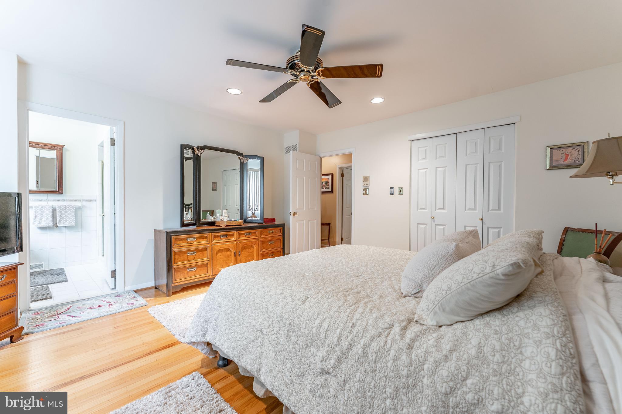 MERION GOLF MANOR - Residential