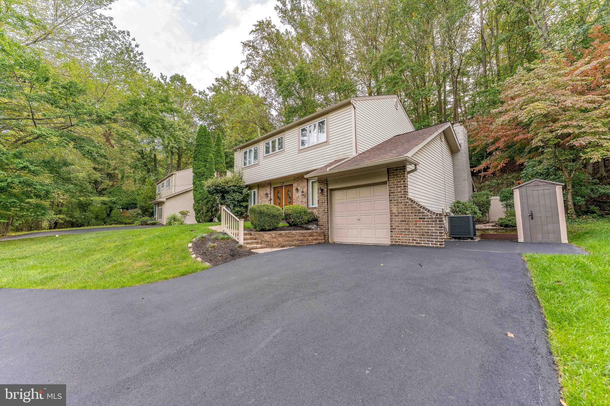 MERION GOLF MANOR - Residential