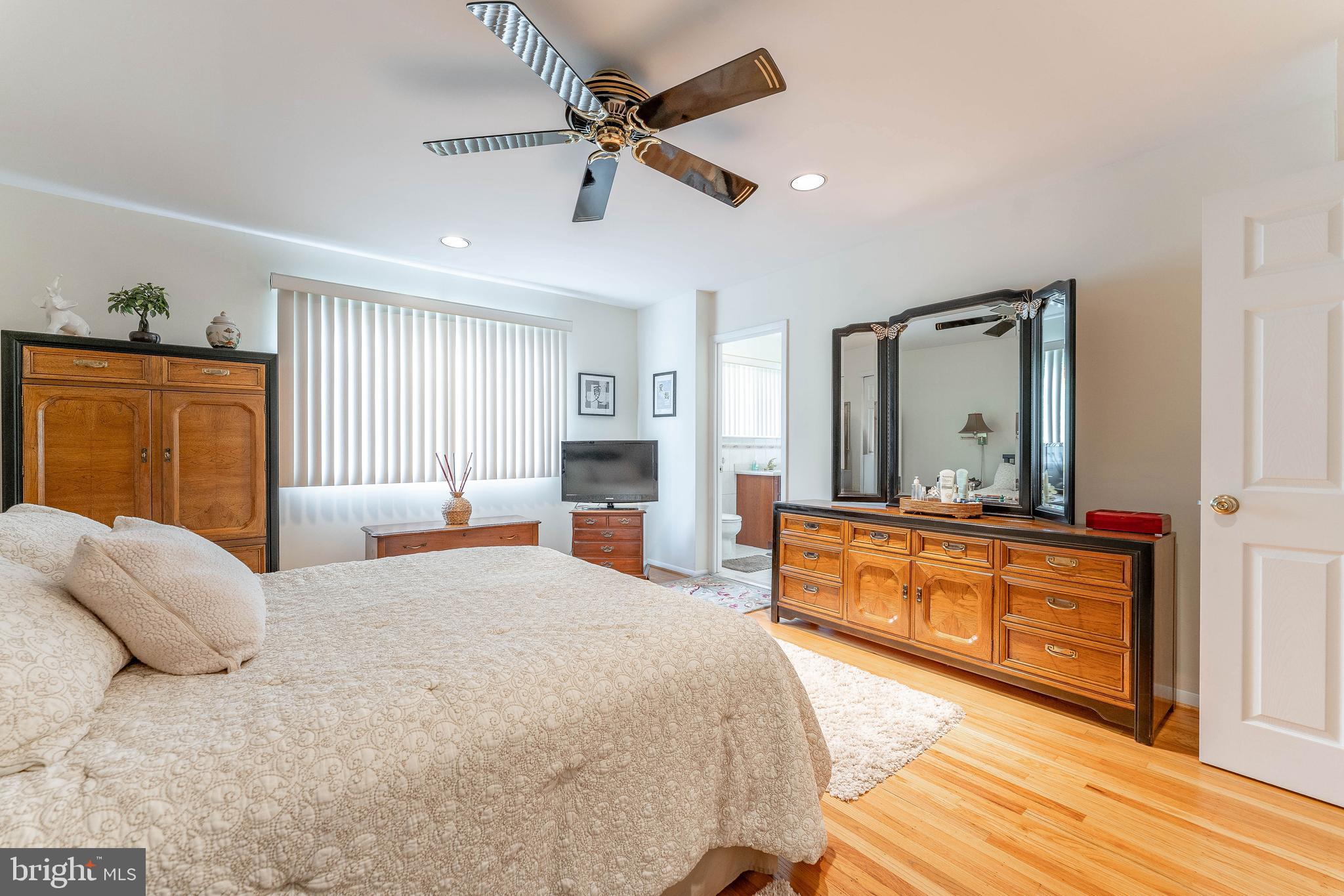 MERION GOLF MANOR - Residential