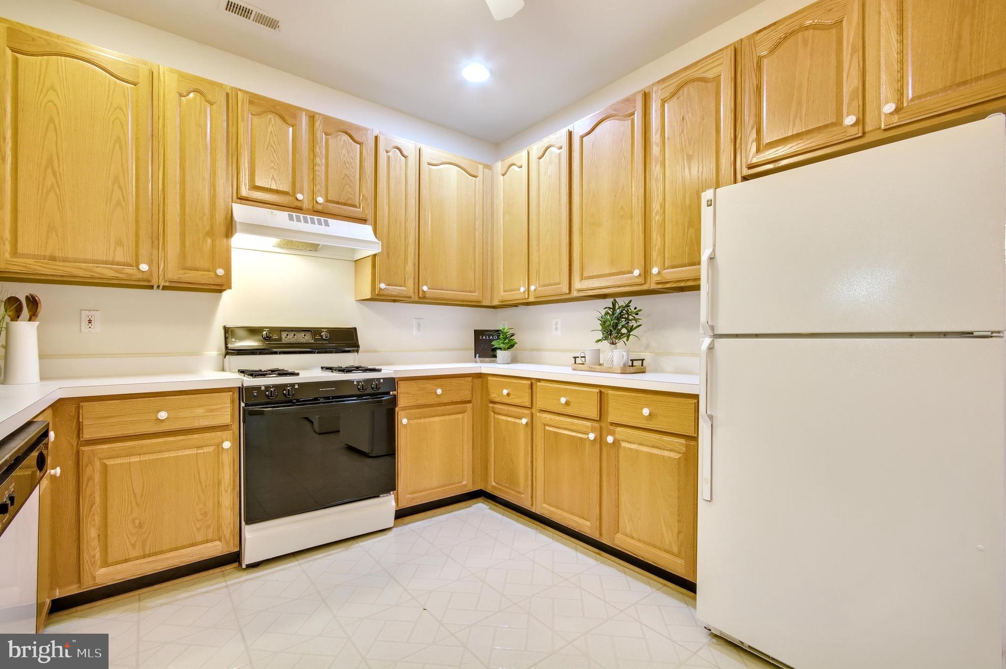 HERITAGE HARBOUR - Residential