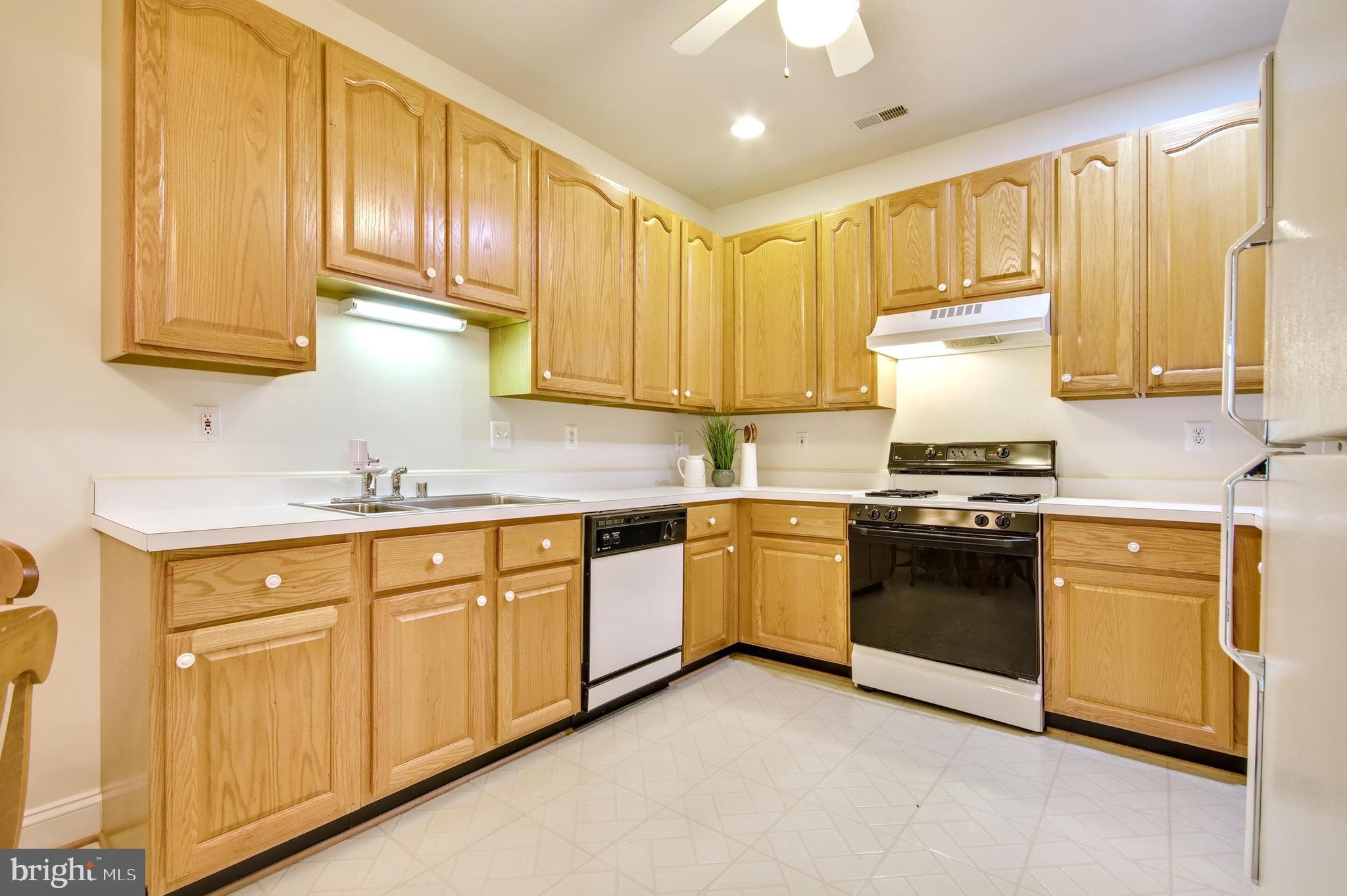 HERITAGE HARBOUR - Residential