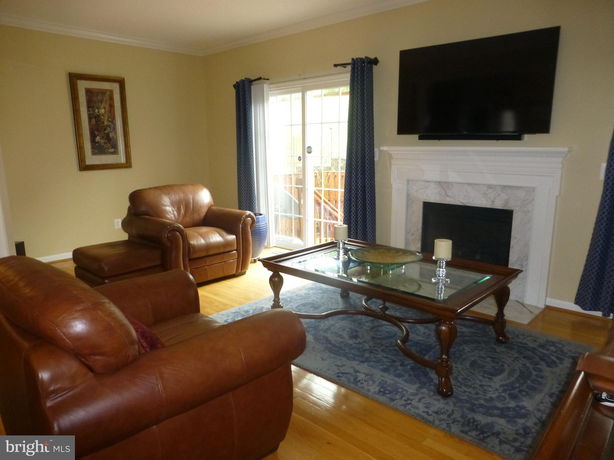 RIVER OAKS - Residential